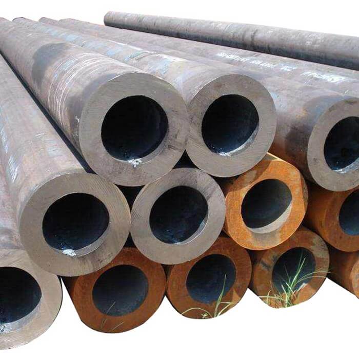 Low carbon steel pipe