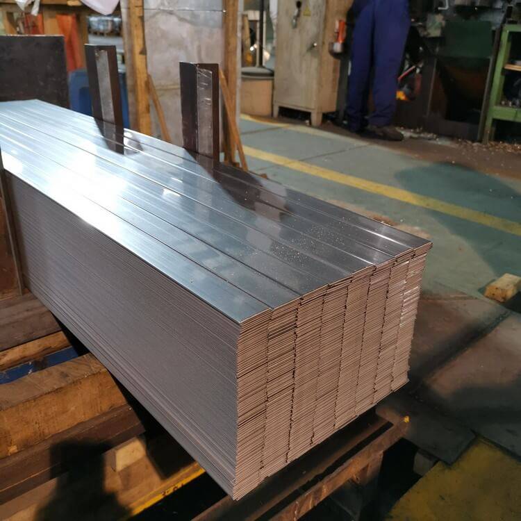 Rust-proof flat steel016