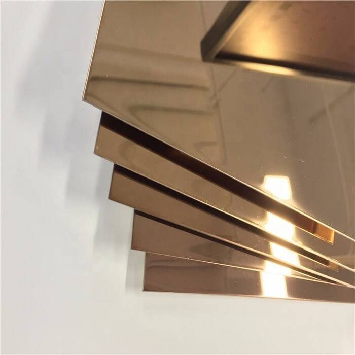 Color-coated stainless steel sheet
