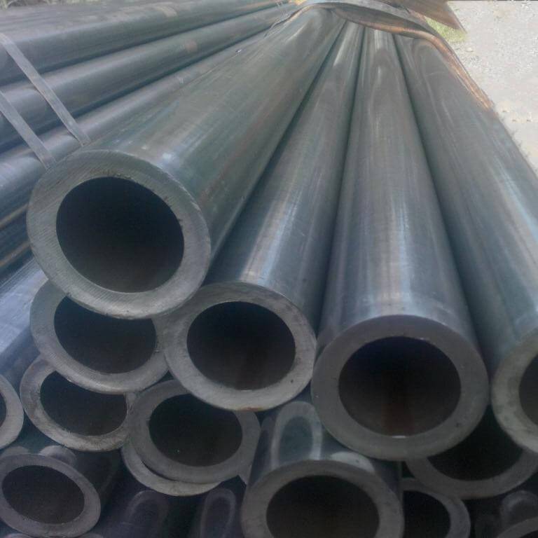 Thick-walled seamless steel pipe