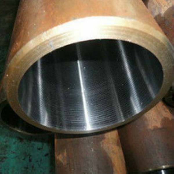 ASTM A333 Seamless carbon steel pipe